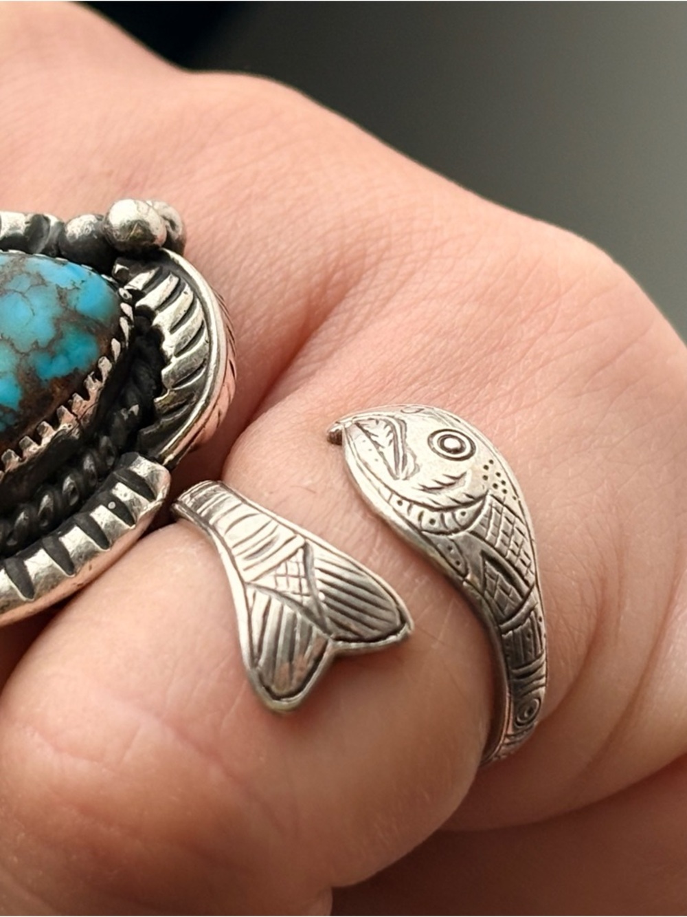 Vintage sterling silver Wrap Fish Knuckle Ring Native American - Picture 3 of 13